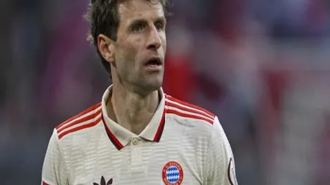 李松益头球建功，云南玉昆主场与浙江战成平局